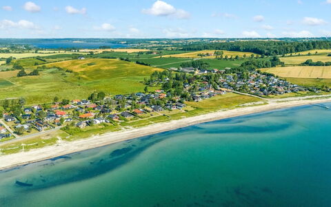 Withger - 20M from the Sea: Maison, Domicile, Toit, Zone Résidentielle, Chalet, Biens, Ferme, Pelouse, Aménagement Paysager, Siding