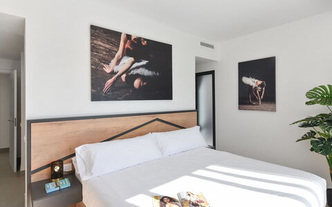 Las Yucas 2: Meubles, Design Intérieur, Lit, Chambre, Linge, Drap De Lit, Cadre De Lit, Confort, Literie, Oreiller
