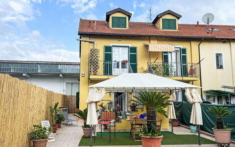 Imperia 435: Ombre, Pot De Fleur, Parapluie, Store, Plante D'Appartement, Balcon, Mobilier De Jardin