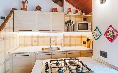 Logement:&nbsp;Serafini 103.3