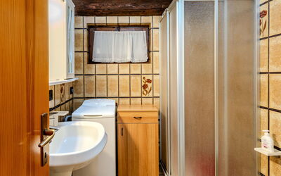 Logement:&nbsp;Serafini 103.3