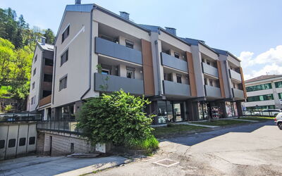 Logement:&nbsp;Serafini 103.3