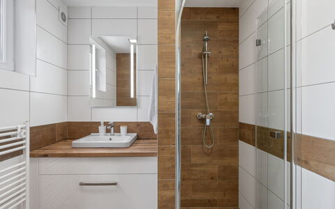 Horalka: Sol, Mur, Sol, Luminaire Plomberie, Salle De Bains, Design Intérieur, Lavabo, Évier, Plomberie, Robinet