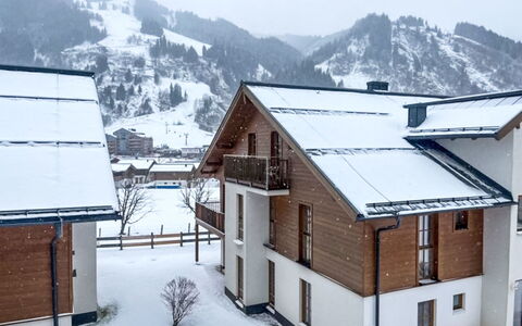 Rauris 30: Maison, Domicile, Chalet, Pente, Gelé, Chaîne De Montagnes, Station De Montagne, L'Hiver, Neige, Balcon