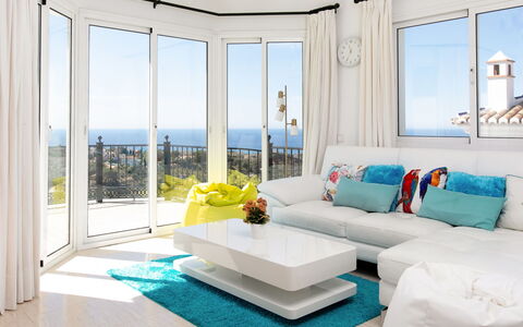 Almijara: Meubles, Design Intérieur, Sol, Canapé, Sol, Salon, Plafond, Table, Appartement, Domicile