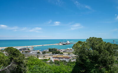 Ortona 649: Bleu, L'Eau, Horizon, Côte, Cotiers Et Relief Océaniques, Mer, Océan, Navire, Rive, Tropiques