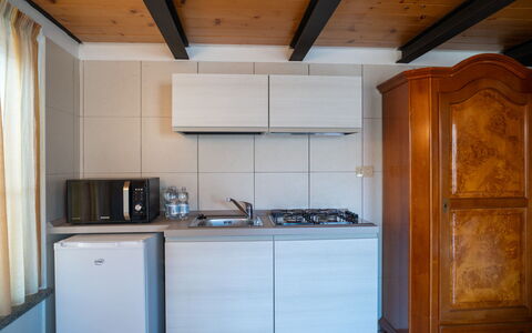 Roof: Cuisine, Appareil De Cuisine, Principaux Appliance, Bois, Design Intérieur, Sol, Comptoir, Evier, Meubles, Sol