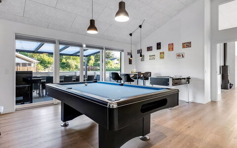 Finulf - 300M from the Sea: Biens, Ombre, Allée, Ferme