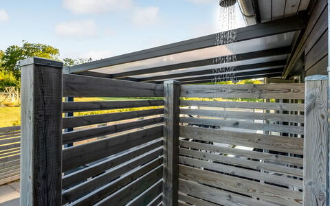 Finulf - 300M from the Sea: Biens, Ombre, Allée, Ferme