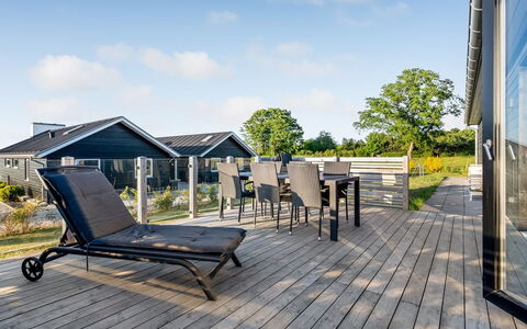 Finulf - 300M from the Sea: Biens, Ombre, Allée, Ferme