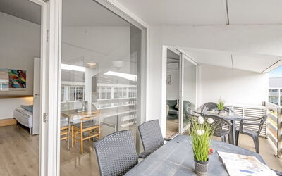 Jari - 200M from the Sea