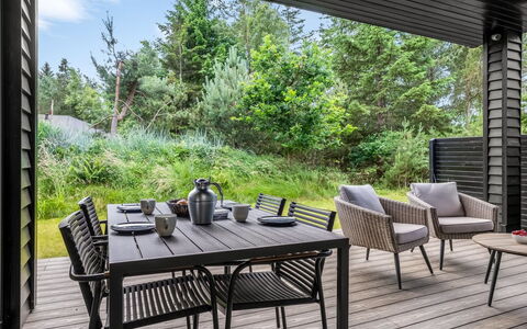 Jonas - from the Sea: Maison, Domicile, Toit, Chalet, Biens, Aménagement Paysager, Batiments Jardin, Siding, Ferme