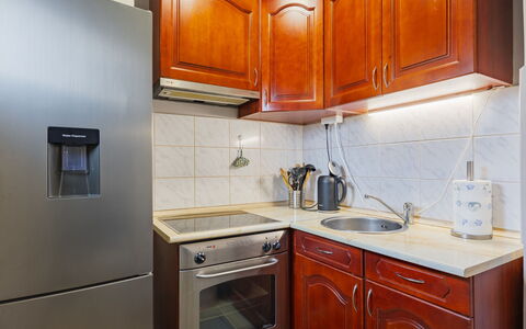 Nest: Appareil De Cuisine, Cuisine, Principaux Appliance, Cabinetry, Comptoir, Électroménager, Sol, Réfrigérateur, Design Intérieur, Petit Appareil