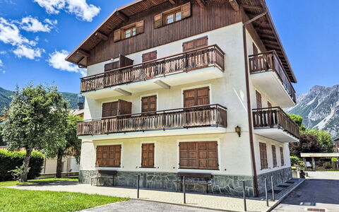 Bormio 16: Balcon, Villa