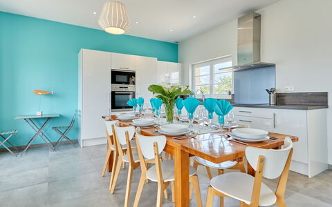La Surprise: Piscine, Appartement, Balcon, Recours, Mobilier De Jardin, Appartement Penthouse, Villa