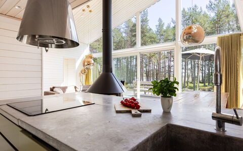 Lagunen Villa 2: Sol, Bois, Design Intérieur, Plafond, Luminaire, Sol, Éclairage, Cuisine, Comptoir, Meubles