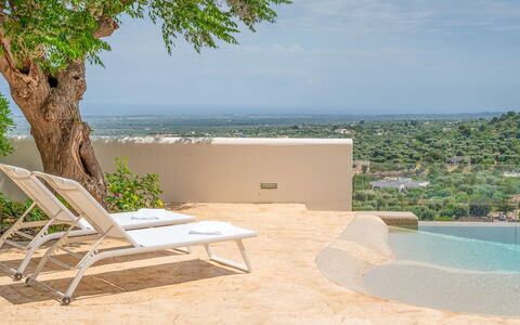 Villa Augusta Vista Mare: Mobilier De Jardin, Chaise, Ombre, Piscine, Balancelle, Recours, Aménagement Paysager, Dalle, Ville Resort, Eco Hôtel