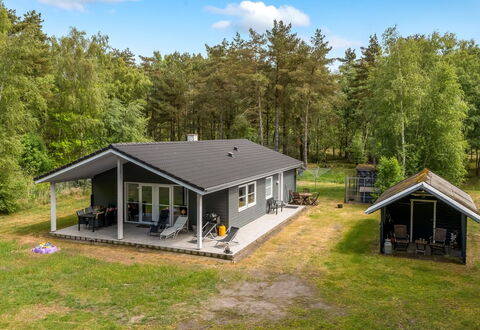 Bæver - 1Km from the Sea: Domicile, Chalet, Biens, Batiments Jardin, Siding, Ferme, Cabanon, Cabane En Rondins, Arrière-Cour, Porche