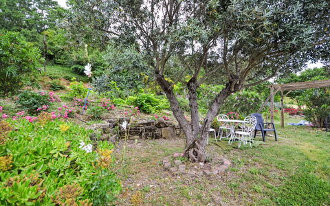 Douce Campagne: Jardin, Mobilier De Jardin, Recours, Ombre, Loisir, Pelouse, Eco Hôtel, Aménagement Paysager, Tente, Parc