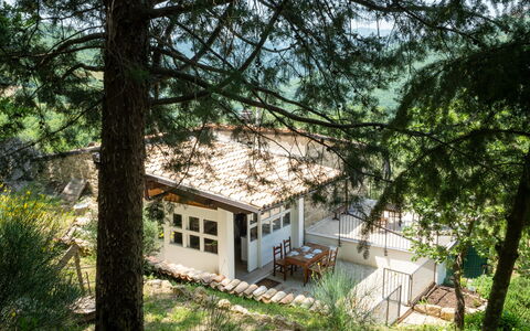 Nonna Gemma: Jardin, Mobilier De Jardin, Recours, Ombre, Loisir, Pelouse, Eco Hôtel, Aménagement Paysager, Tente, Parc