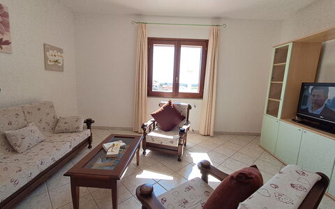 La Casetta Di Greise: Meubles, Sol, Design Intérieur, Sol, Table, Plafond, Appartement, Pièce, Éclairage, Salon