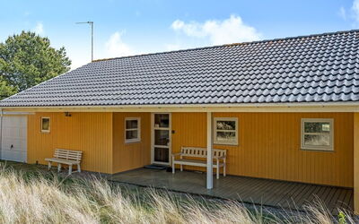 Jeip - 2.1Km from the Sea