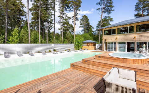 Hölick Minichalet Plus 6: Piscine, Recours, Eco Hôtel, Composite, Loisir, Thermes, Biens, Hôtel, Plate-Forme, Centre De Loisirs