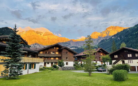 Bergecho Eg Mitte: Montagnes Relief, Montagne, Chaîne De Montagnes, Colline, Maison, Montagnes, Station De Montagne, Vallée, Crête, Alpes