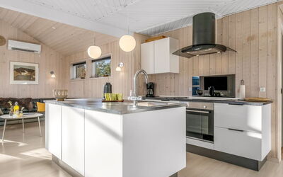 Herwarth - 400M from the Sea