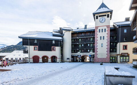 Grand Morillon: L'Hiver, Centre De La Ville, Hôtel, Place, Gelé, Neige, Station De Ski
