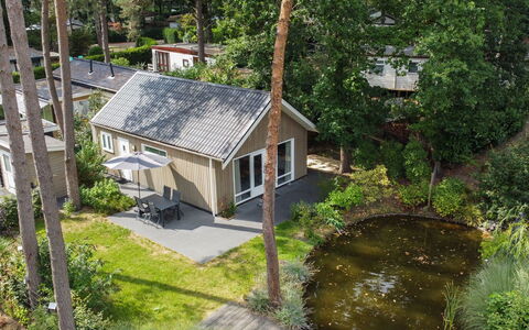 Boslodge: Maison, Domicile, Arbuste, Chalet, Jardin, Biens, Arrière-Cour, Aménagement Paysager, Batiments Jardin