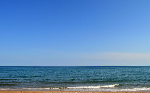 Ronda Creixell: Bleu, L'Eau, Jour, Ressources En Eau, Plan D'Eau, Horizon, Plage, Environnement Naturel, Mer