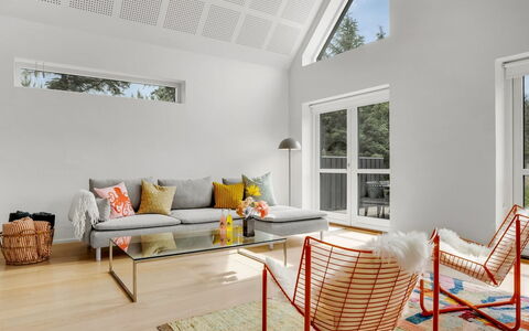 Anelle - 2.5Km from the Sea: Meubles, Design Intérieur, Sol, Sol, Bois, Parquet, Salon, Chaise, Canapé, Table