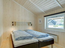 dörthe - 200m From The Sea