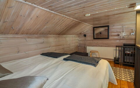 Lähikaltio 330: Meubles, Design Intérieur, Sol, Sol, Bois, Table, Pièce, Plafond, Éclairage, Appartement