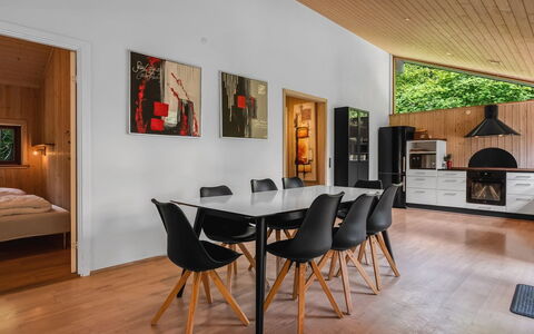 Rosaline - 500M from the Sea: Piscine, Mobilier De Jardin, Meubles, Recours, Dalle, Eco Hôtel, Ombre, Chaise, Loisir, Biens