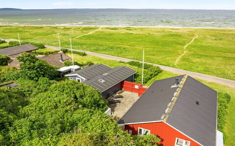Blia - 120M to the Fjord: Biens, Ombre, Allée, Ferme
