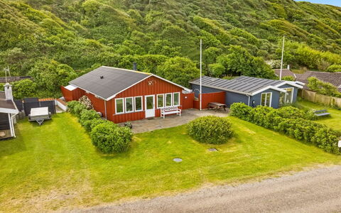 Blia - 120M to the Fjord: Biens, Ombre, Allée, Ferme