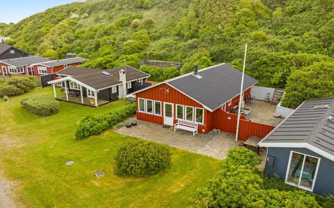 Blia - 120M to the Fjord: Biens, Ombre, Allée, Ferme
