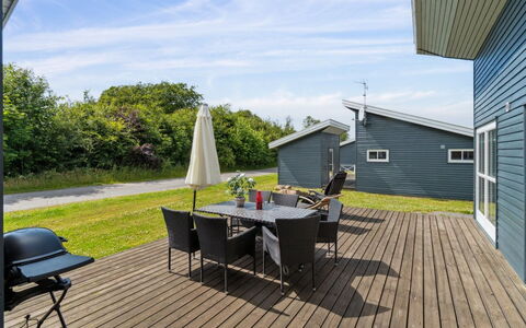 Ilta - 2.8Km from the Sea: Biens, Ombre, Allée, Ferme