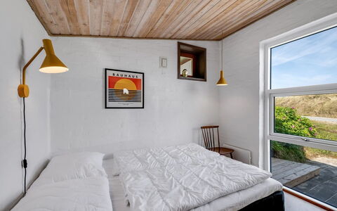 Imelda - 700M from the Sea: Maison, Domicile, Zone Résidentielle, Toit, Chalet, Lot Terre, Biens, Cour, Jardin, Siding