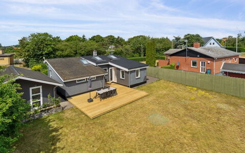 Dreng - 250M from the Sea: Biens, Ombre, Allée, Ferme