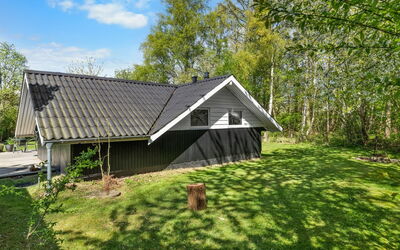 Lovis - 570M from the Sea