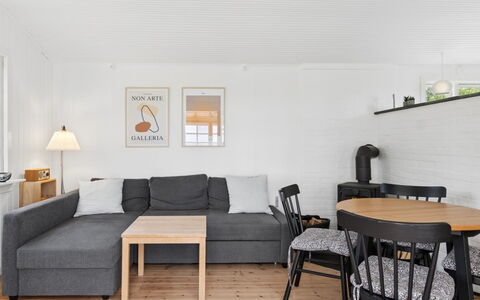 Catalin - 50M from the Sea: Meubles, Sol, Sol, Design Intérieur, Canapé, Bois, Salon, Parquet, Table, Pièce