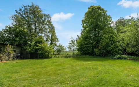 Aatos - 2Km from the Sea: Bois, Domicile, Porche, Plate-Forme, Dur, Toit, Tache De Bois, Parquet, Eco Hôtel
