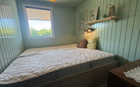 Yma - from the Sea: Bois, Sol, Chambre, Sol, Design Intérieur, Lit, Pièce, Drap De Lit, Literie, Meubles