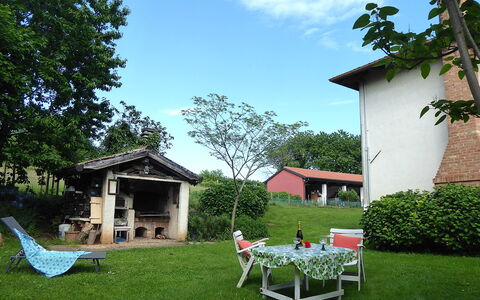 Casa Ballo delle Streghe, Garden, Montebelluna: Arbuste, Jardin, Meubles, Pelouse, Arrière-Cour, Chalet, Mobilier De Jardin, Ombre, Chaise, Cour