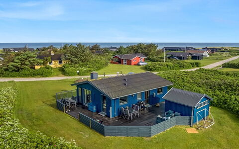 Iiris - 200M from the Sea: Bois, Domicile, Porche, Plate-Forme, Dur, Toit, Tache De Bois, Parquet, Eco Hôtel