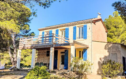 Mas de Caussagues: Arbre, Maison, Domicile, Arbuste, Chalet, Biens, Forêt, Mélèze, Des Bois