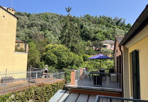 Anne-britt Home: Zone Résidentielle, Domicile, Maison, Balcon, Appartement, Clôture, Porche, Balustrade, Balustre, Hacienda